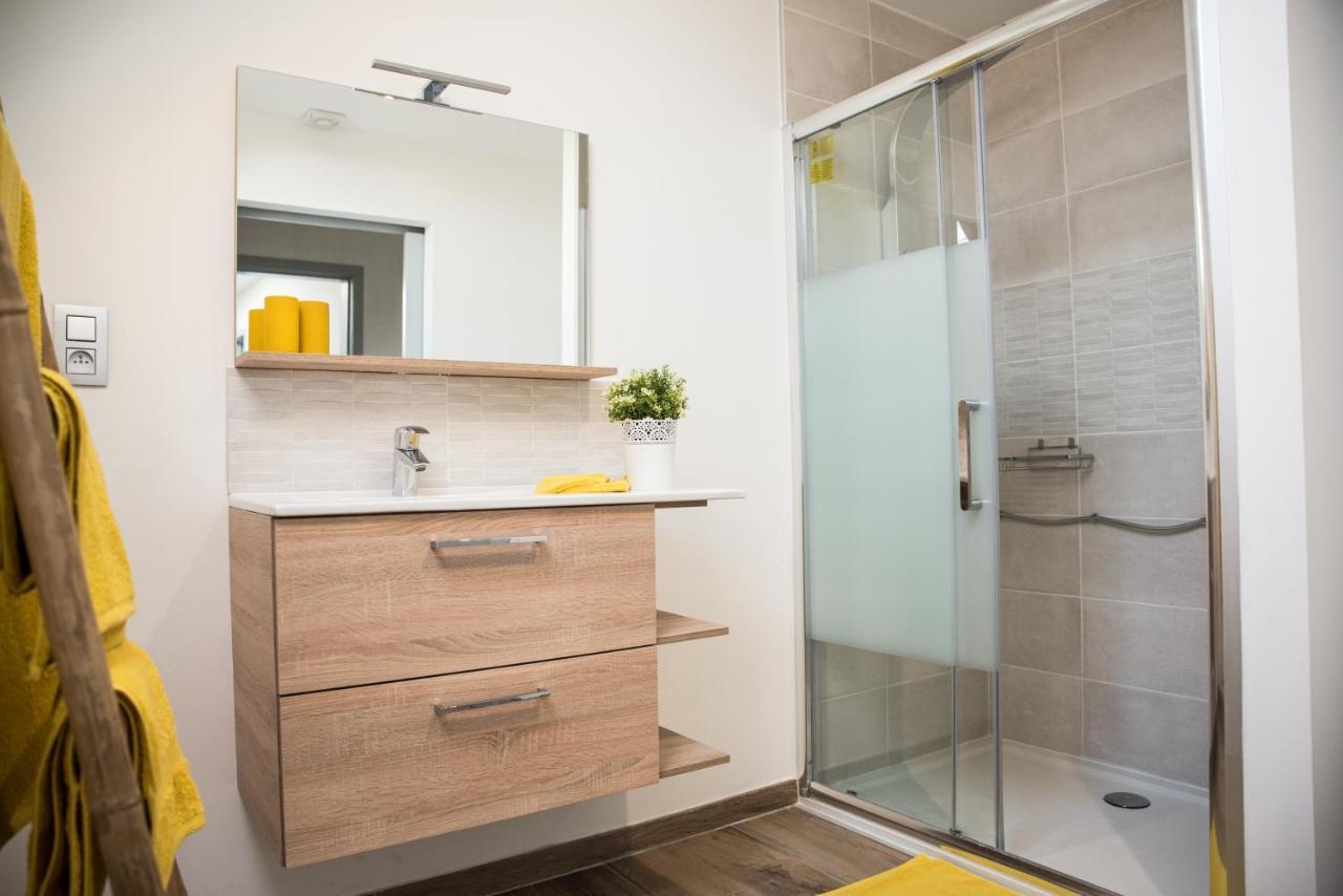 Au Petit Canteleu - Bed & Breakfast Beloeil Εξωτερικό φωτογραφία