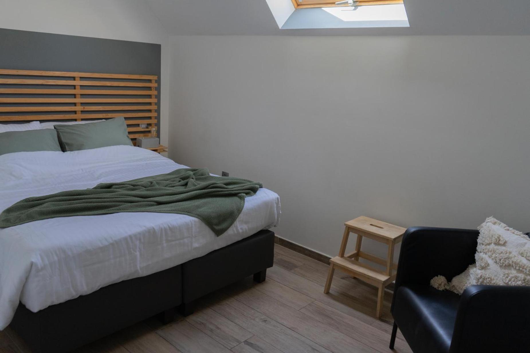 Au Petit Canteleu - Bed & Breakfast Beloeil Εξωτερικό φωτογραφία